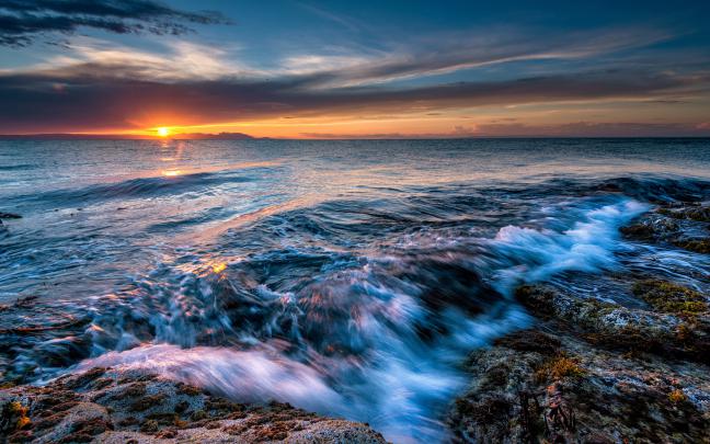 Ocean Waves Desktop Background 572104