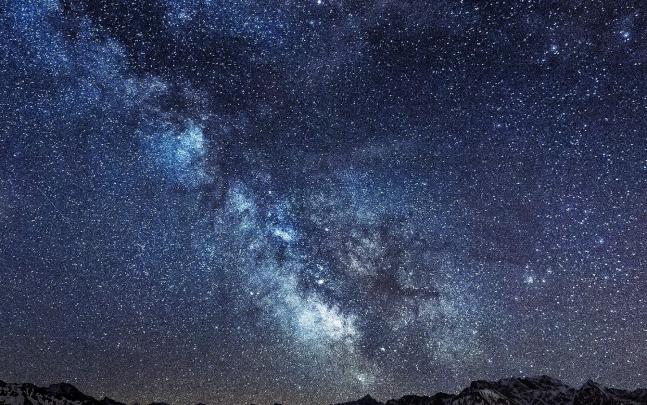 MacBook Pro Retina Desktop Wallpaper -