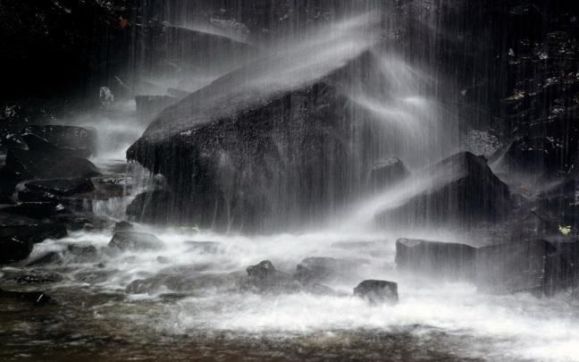 [48+] Rain Storm Desktop Wallpaper 