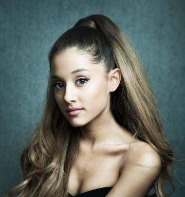 Ariana Grande 2017 Wallpapers