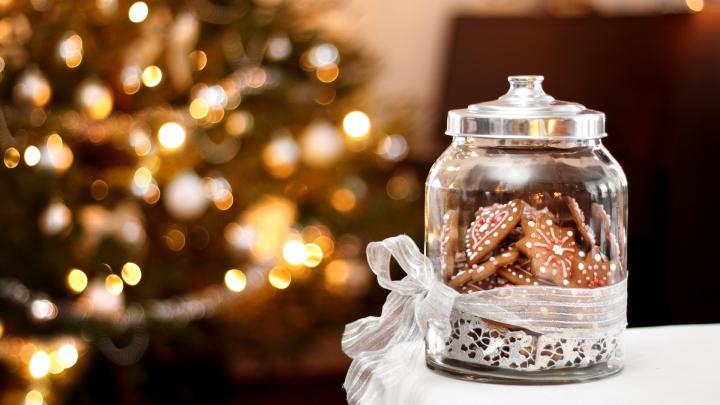 Aesthetic Christmas Wallpapers (28 images) - WallpaperBoat