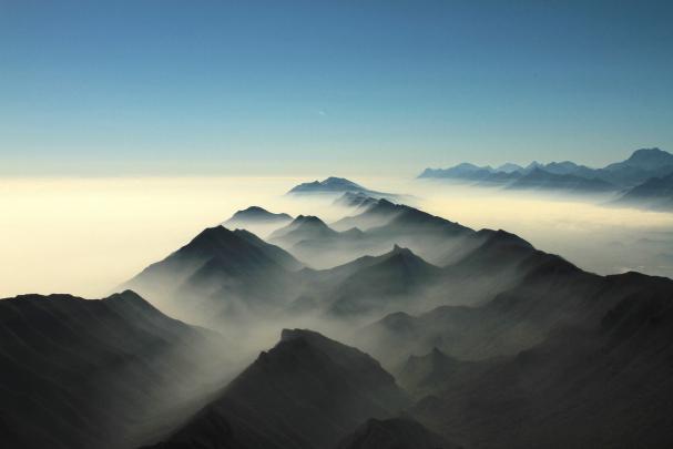 21 Beautiful Minimalist Desktop Wallpapers (4K) - Atlans - Web Hosting 