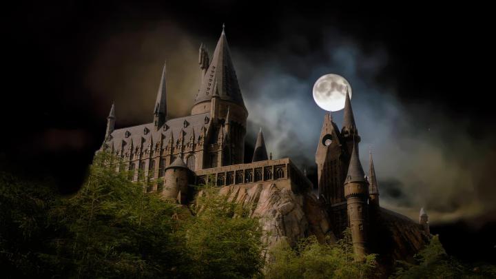 Hogwarts 4K wallpapers for your desktop or mobile screen free and easy 