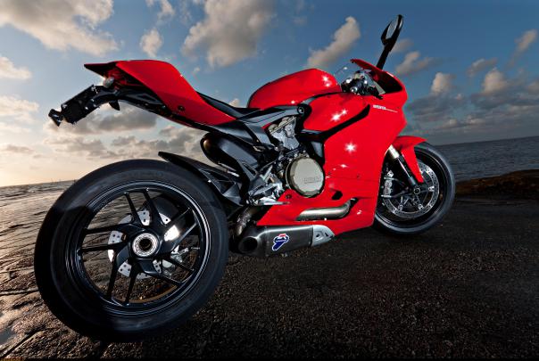 Bikes Ducati R Wallpaper | Wide Screen Wallpapers 1080p,2K,4K