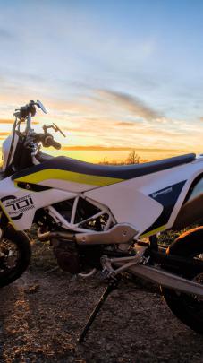 Bike Motorcycle Sunset Orange Blue Sky 4K Wallpaper - Best Wallpapers