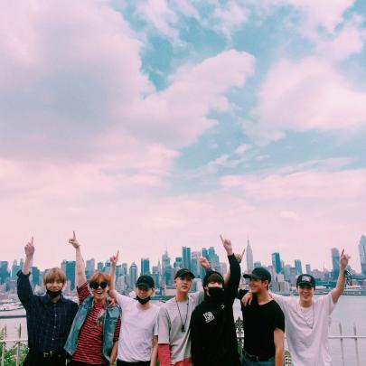 Bts Desktop Wallpaper Aesthetic