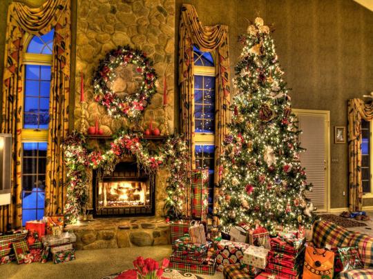 Christmas Tree Wallpapers Free