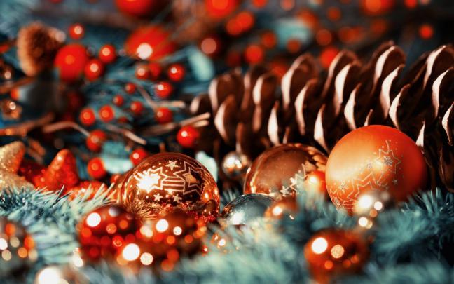 Christmas, Christmas ornaments, Bokeh, Depth of field, Pine cones HD 