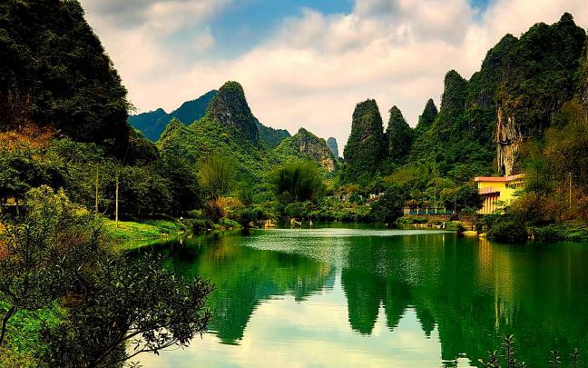 Scenic Computer Backgrounds