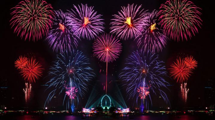Happy New Year New Years Eve Fireworks In Australia Desktop Wallpaper 