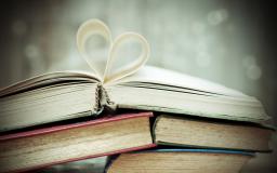 Books Desktop Wallpaper