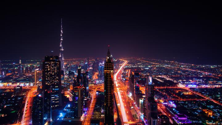 nv99-city-night-light-car-dark-nature-wallpaper