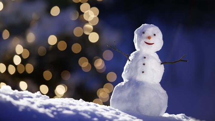 Aesthetic cute snowman Christmas HD computer wallpaper 16 Preview 