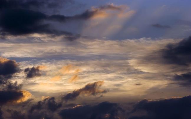 Cloud Desktop Background \u00b7\u2460 