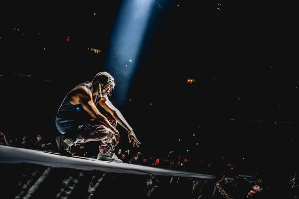 6 HD Kanye West Wallpapers