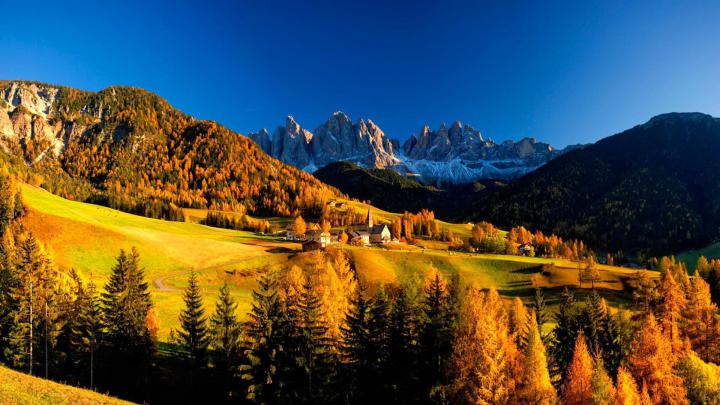 Ultra HD Autumn Wallpapers - Top Free Ultra HD Autumn Backgrounds 