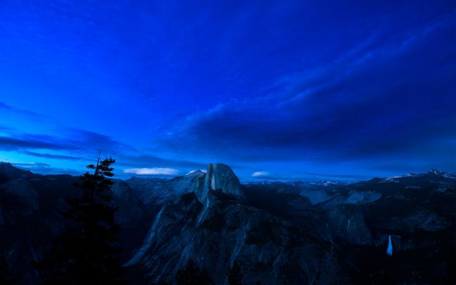 Yosemite Night Wallpaper