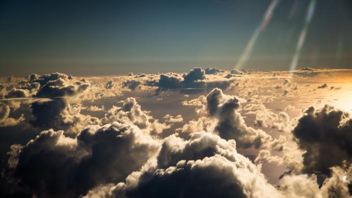Cloud Desktop Background \u00b7\u2460 