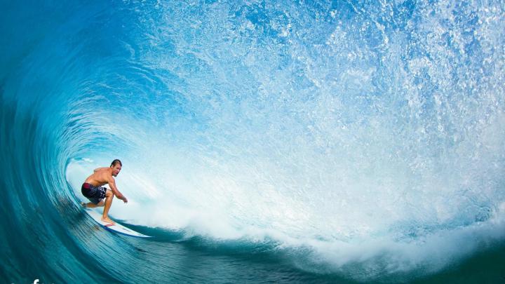 Surfing Desktop Wallpaper