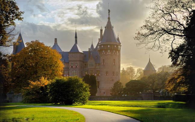 Castle Desktop Backgrounds