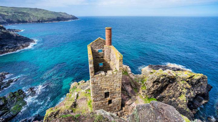 Engine House \u2013 Bing Wallpaper Download