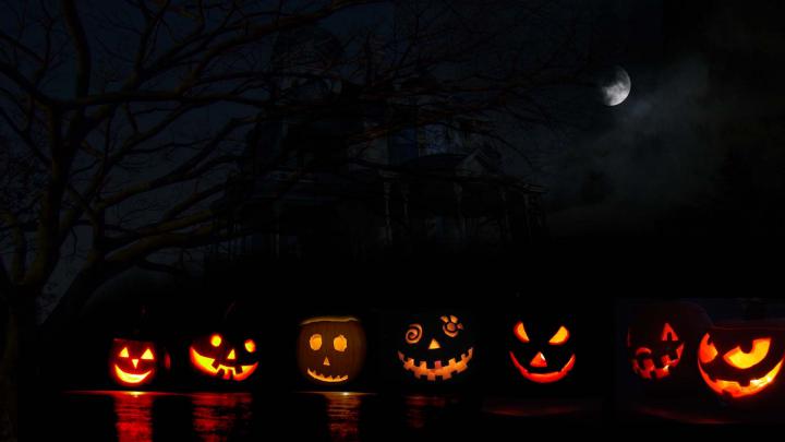 Widescreen Full HD Halloween Wallpaper -