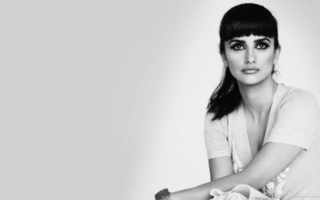 Free download 1920x1080 Penelope Cruz With Bang Desaturated Portrait 