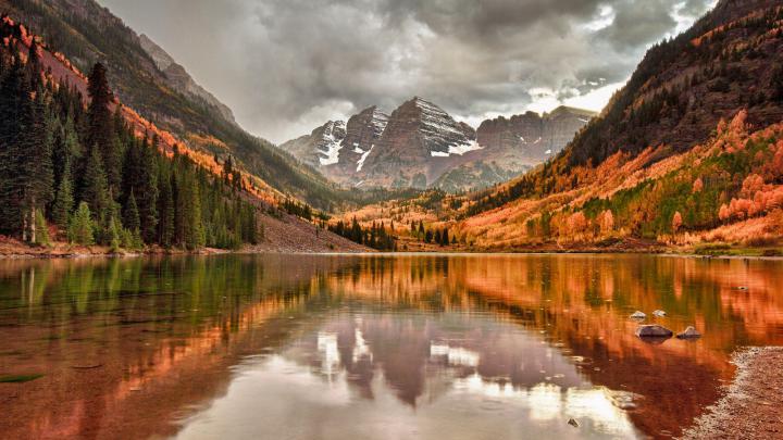 Fall Mountain Desktop Wallpaper -