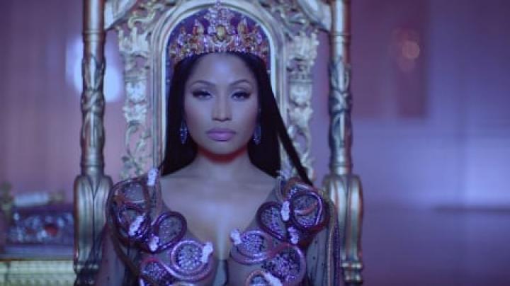 Nicki Minaj Desktop Wallpaper : Nicki Minaj Background For Computer 