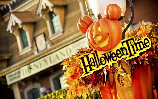 Disney Halloween Wallpapers
