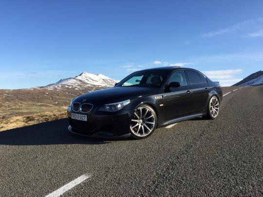 Black Bmw M5 E60 Wallpaper