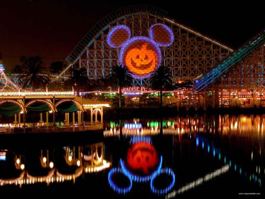 Free Desktop Wallpaper: Disney Halloween Wallpaper (Page 2)