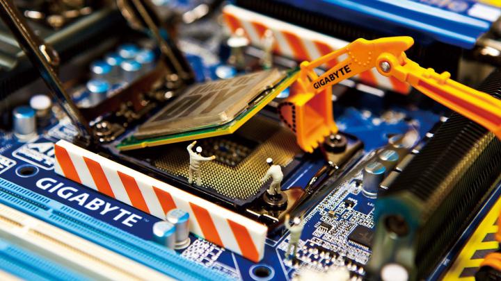 [37+] Motherboard HD Wallpaper 