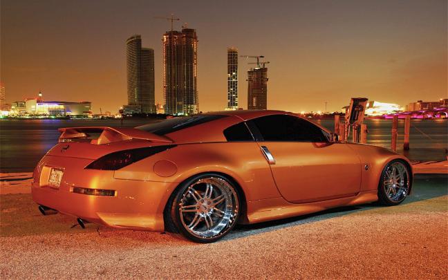 [44+] Nissan 350z Wallpaper 