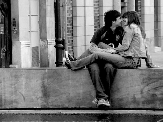 love wallpaper smooch - HD Desktop Wallpapers