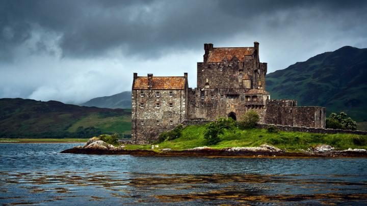 Eilean Donan Castle HD Wallpaper | Background Image | 1920x1080