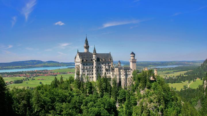 Neuschwanstein Castle HD Wallpaper | Background Image | 1920x1080 | 