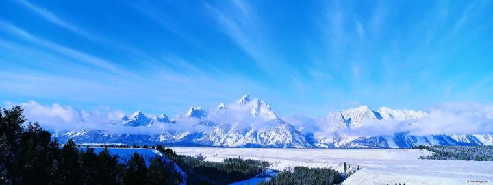 3 Screen Wallpapers (18+ background pictures)