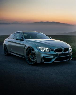 BMW Wallpaper 4K iPhone XR Free Download