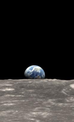 Earthrise Phone Wallpaper - Wallpaper HD New