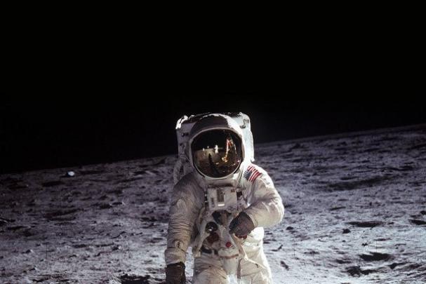Earth Rise Wallpapers - Top Free Earth Rise Backgrounds - WallpaperAccess