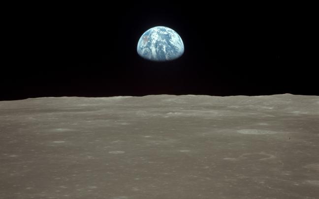 Earthrise Desktop Wallpaper - Prof Wallpaper
