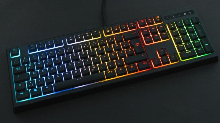 Razer Chroma Wallpapers (74+ images)