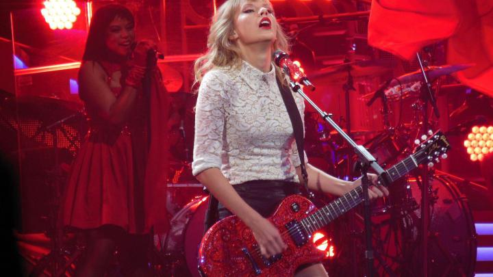 Taylor Swift Singer Wallpapers