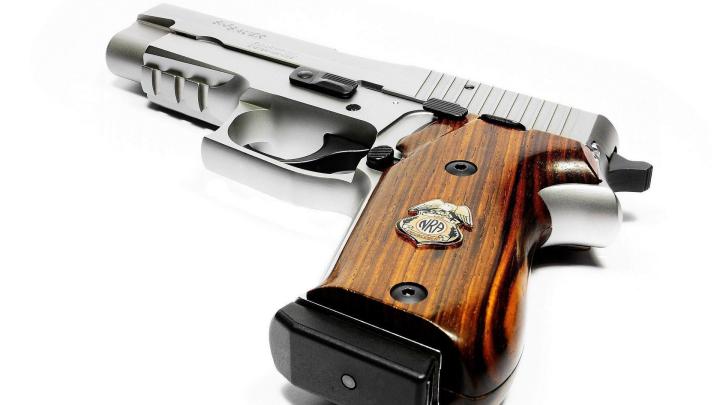 Gun Wallpaper 2018 (64+ images)