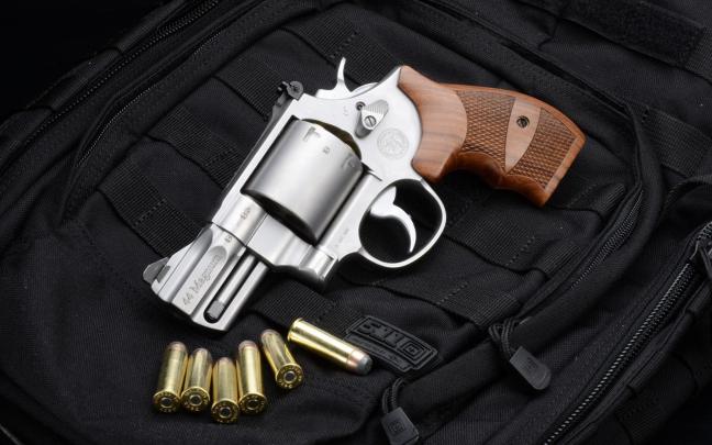 55+ Gun wallpapers \u00b7\u2460 Download free High Resolution wallpapers for 