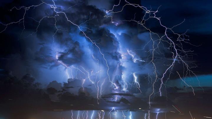 Rain Storm Wallpapers - Top Free Rain Storm Backgrounds - WallpaperAccess