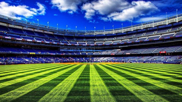Yankee Stadium Wallpaper \u00b7\u2460 