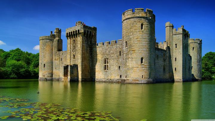 European Castles Wallpapers - 4k, HD European Castles Backgrounds on 