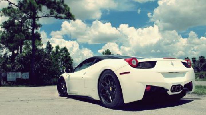 Download Wallpaper 1920x1080 ferrari, ferrari 458, white, stylish Full 